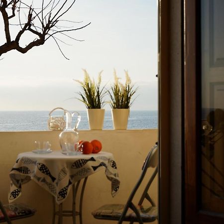 Villa Infinito Mare à Acireale Extérieur photo