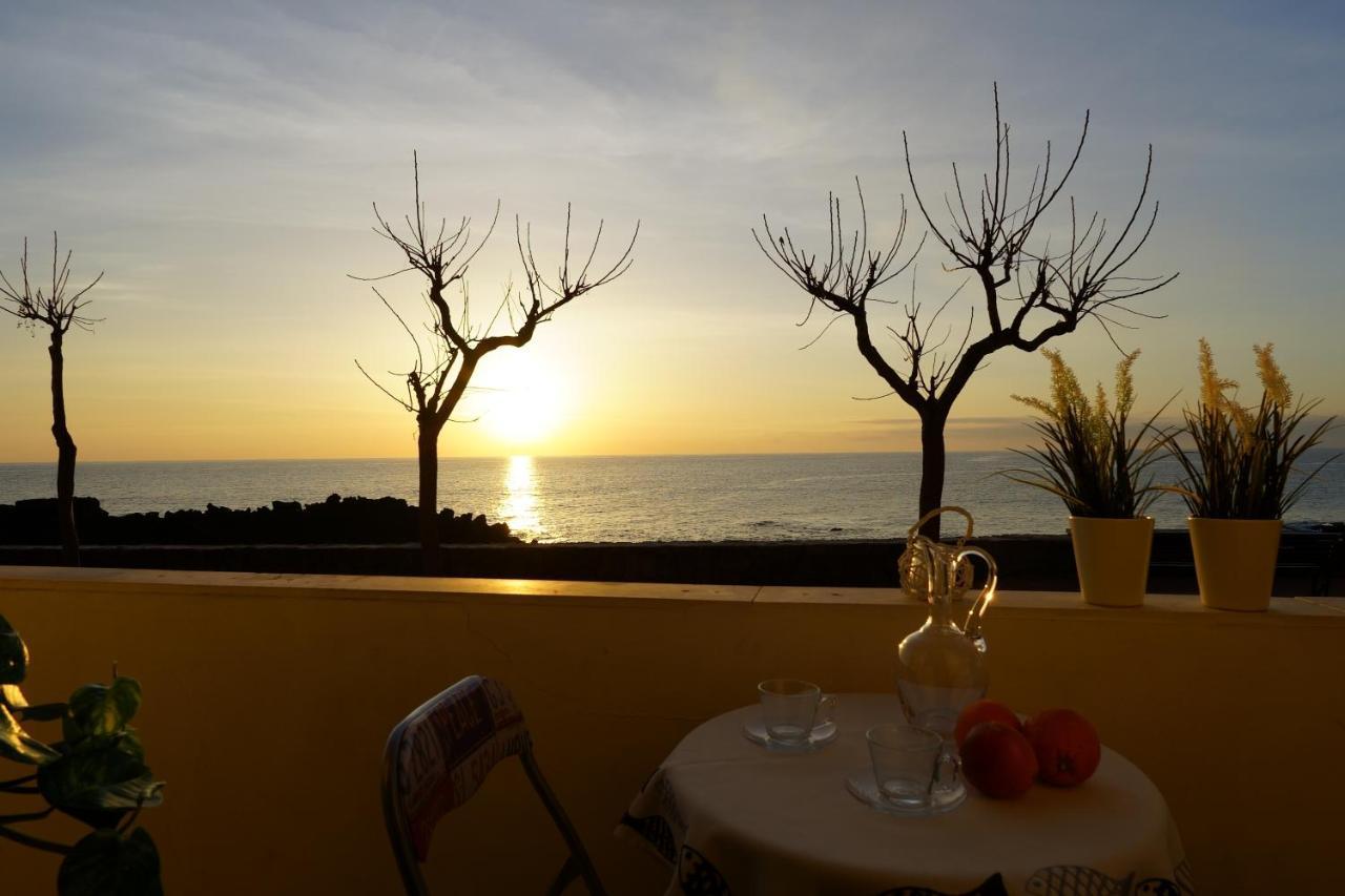 Villa Infinito Mare à Acireale Extérieur photo