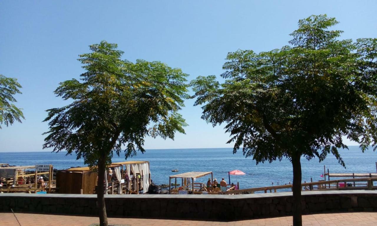 Villa Infinito Mare à Acireale Extérieur photo