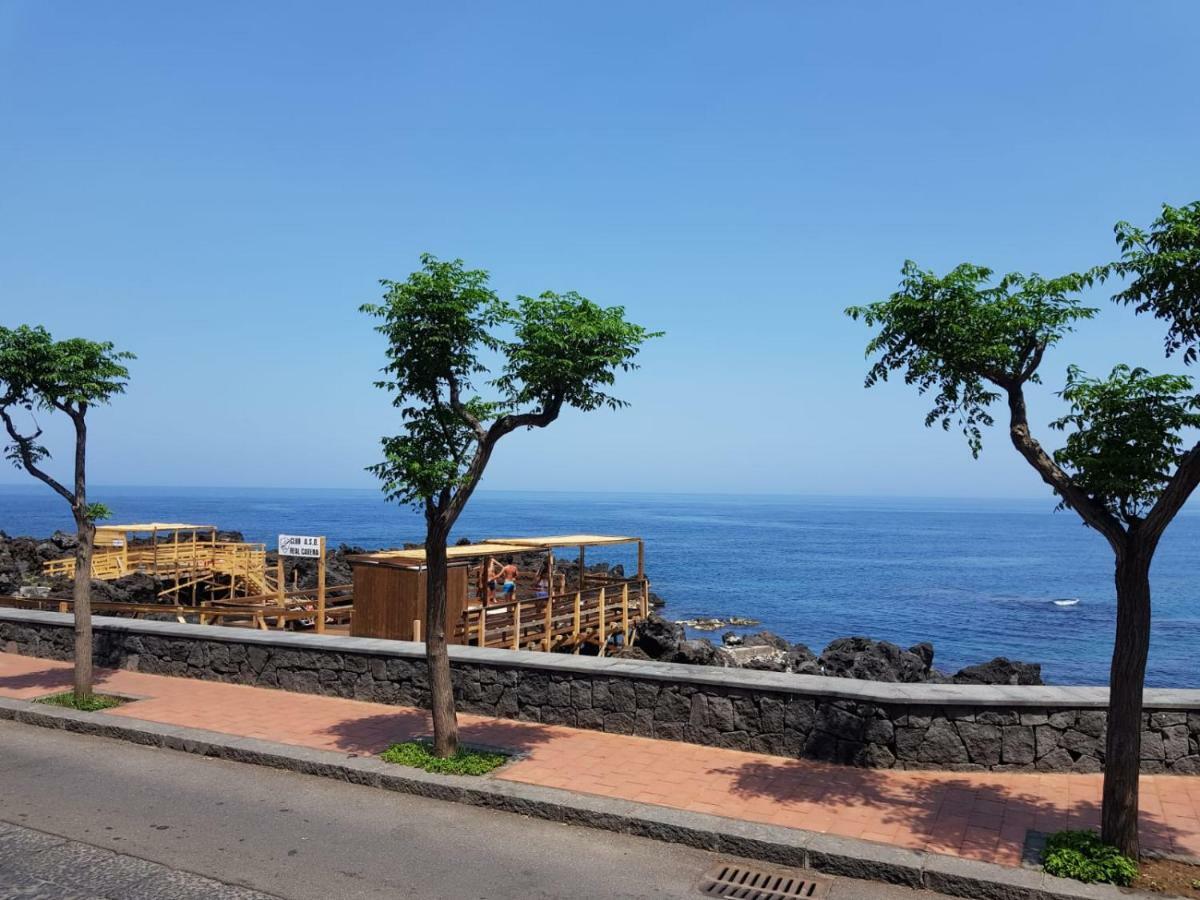 Villa Infinito Mare à Acireale Extérieur photo