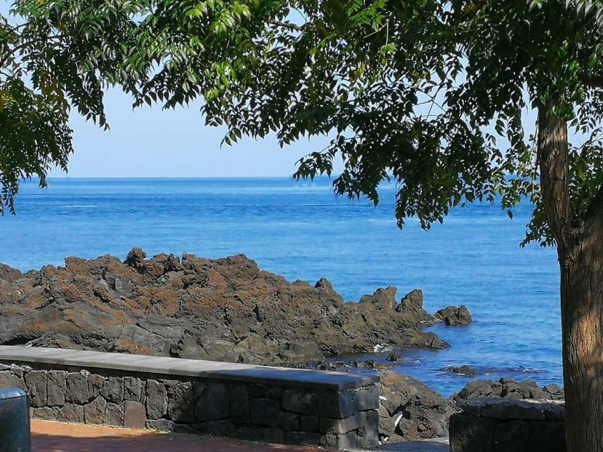 Villa Infinito Mare à Acireale Extérieur photo
